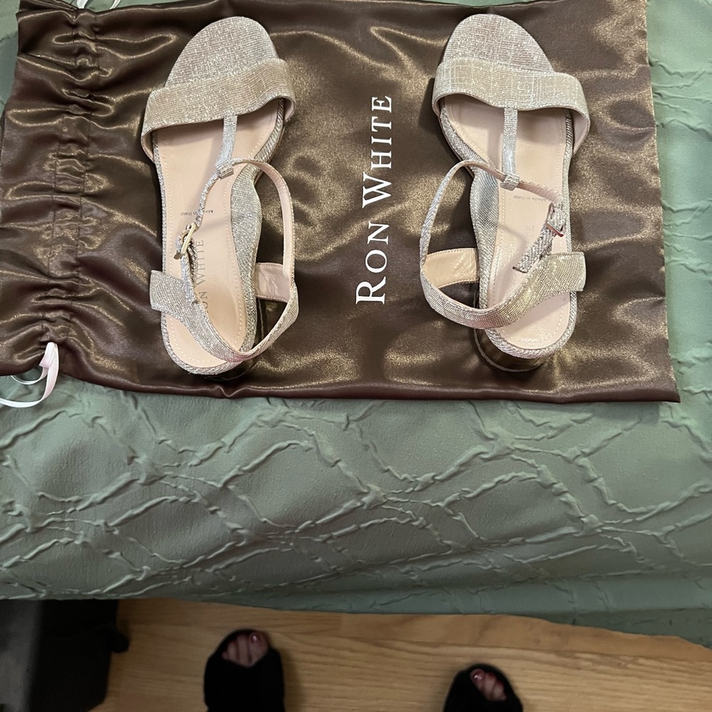 Women's Elegant Gold Sandals